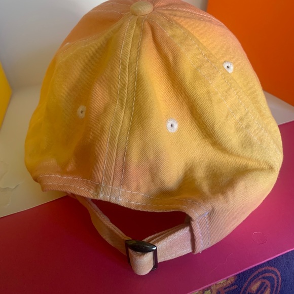 Tie Dye Ombré Hat - Picture 6 of 7